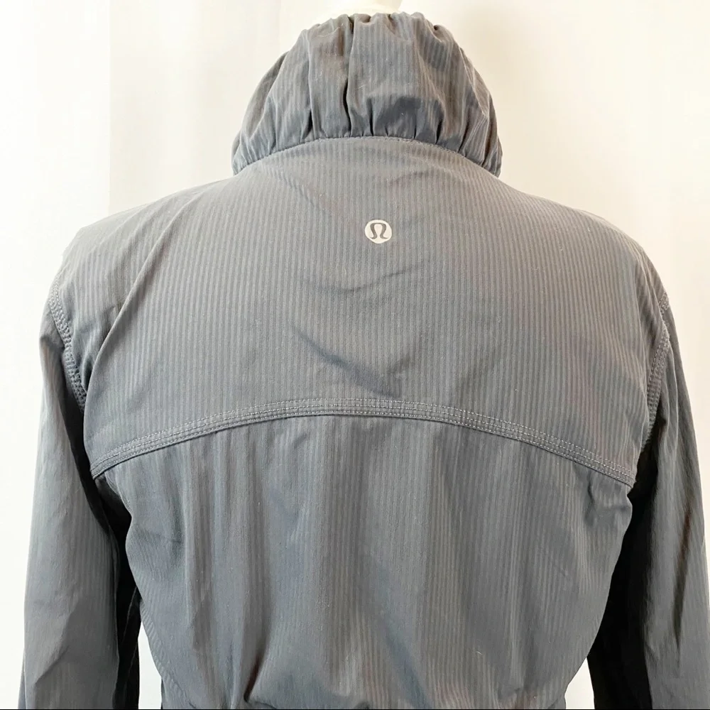 Lululemon Off to Class Jacket  Zip Up Rare Size4